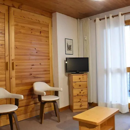 Cosy Avec Balcon, Proche Pistes Et Commerces - - Fr-1-180-66 Appartement Méribel